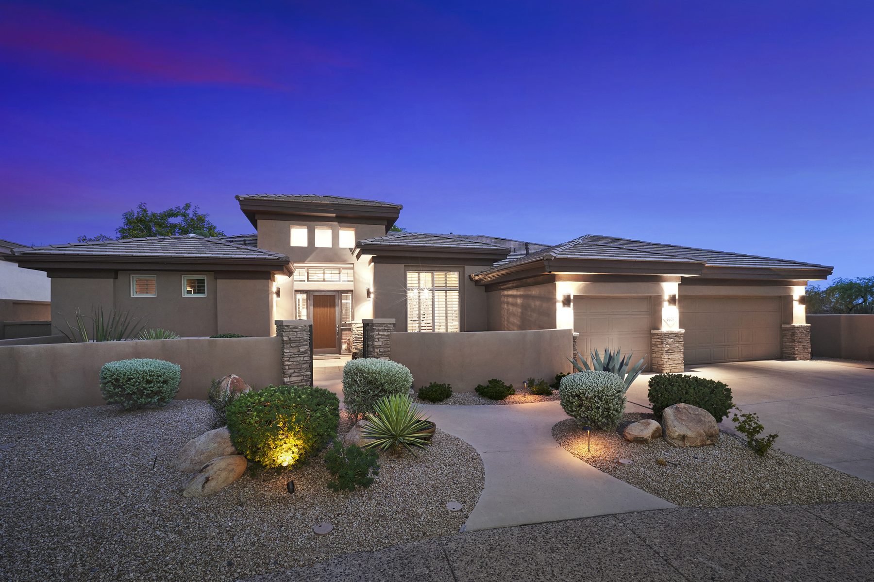 Sold Grayhawk home at 8309 E Feathersong Ln, Scottsdale
